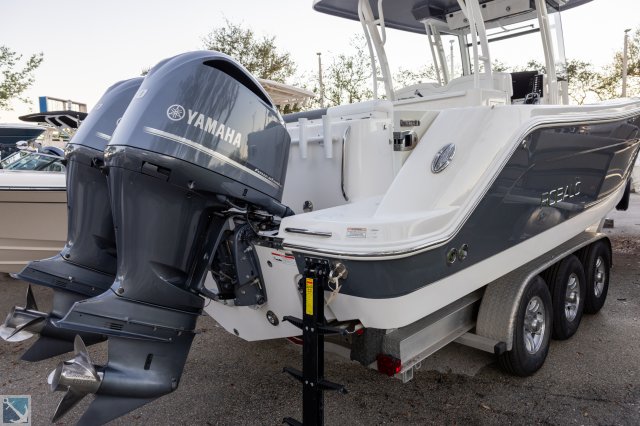 Pre-Owned 2019 Robalo for sale